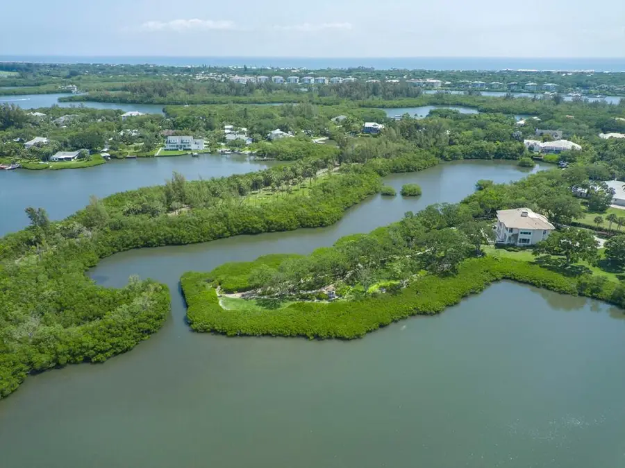 2660 Riverview Court, Vero Beach, FL 32963 - #2