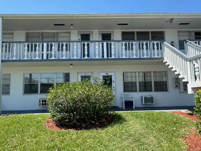 98 E Kingswood E #E, West Palm Beach, FL 33417 - #2