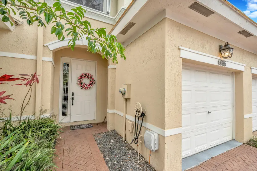 6086 Seminole Gardens Circle, Riviera Beach, FL 33418 - #3