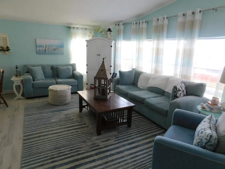 514 Hemingway Terrace, Fort Pierce, FL 34982 - #2