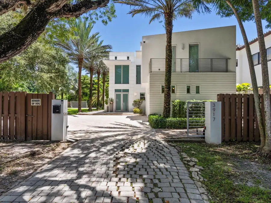 3917 S Le Jeune Road, Miami, FL 33146 - #2