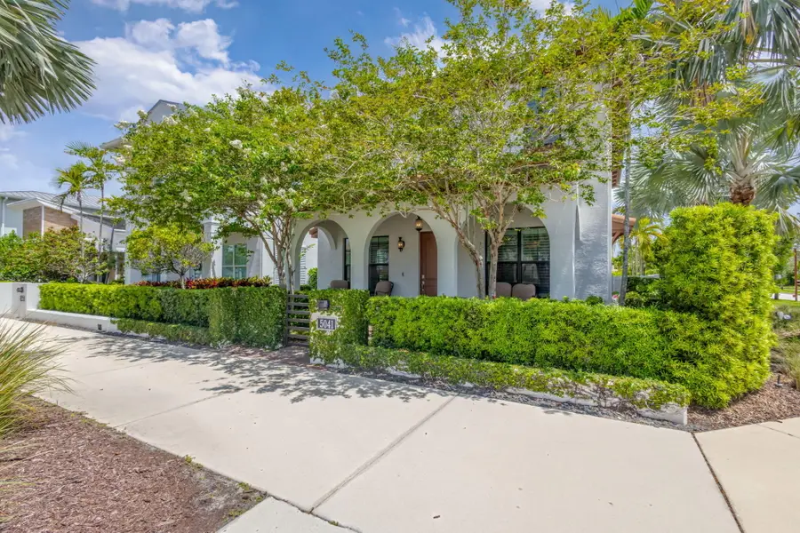 5041 Grandiflora Road, Palm Beach Gardens, FL 33418 - #3