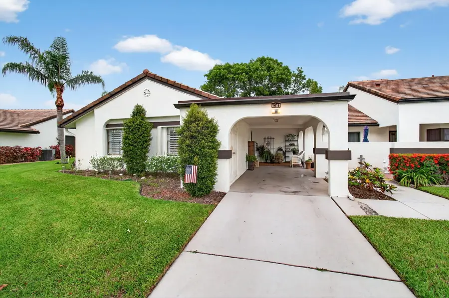 5707 Parkwalk Circle E, Boynton Beach, FL 33472 - #2