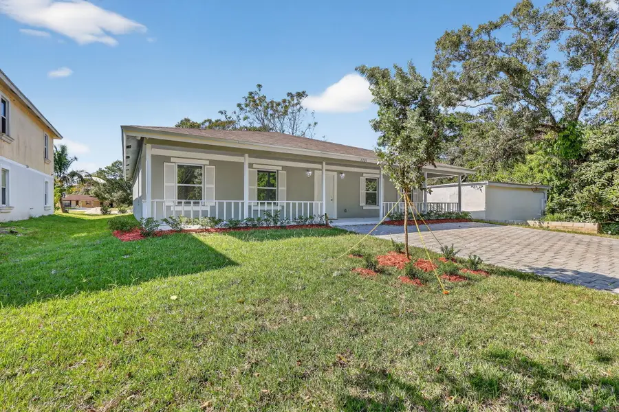 2205 S 33rd S Street, Fort Pierce, FL 34947 - #2