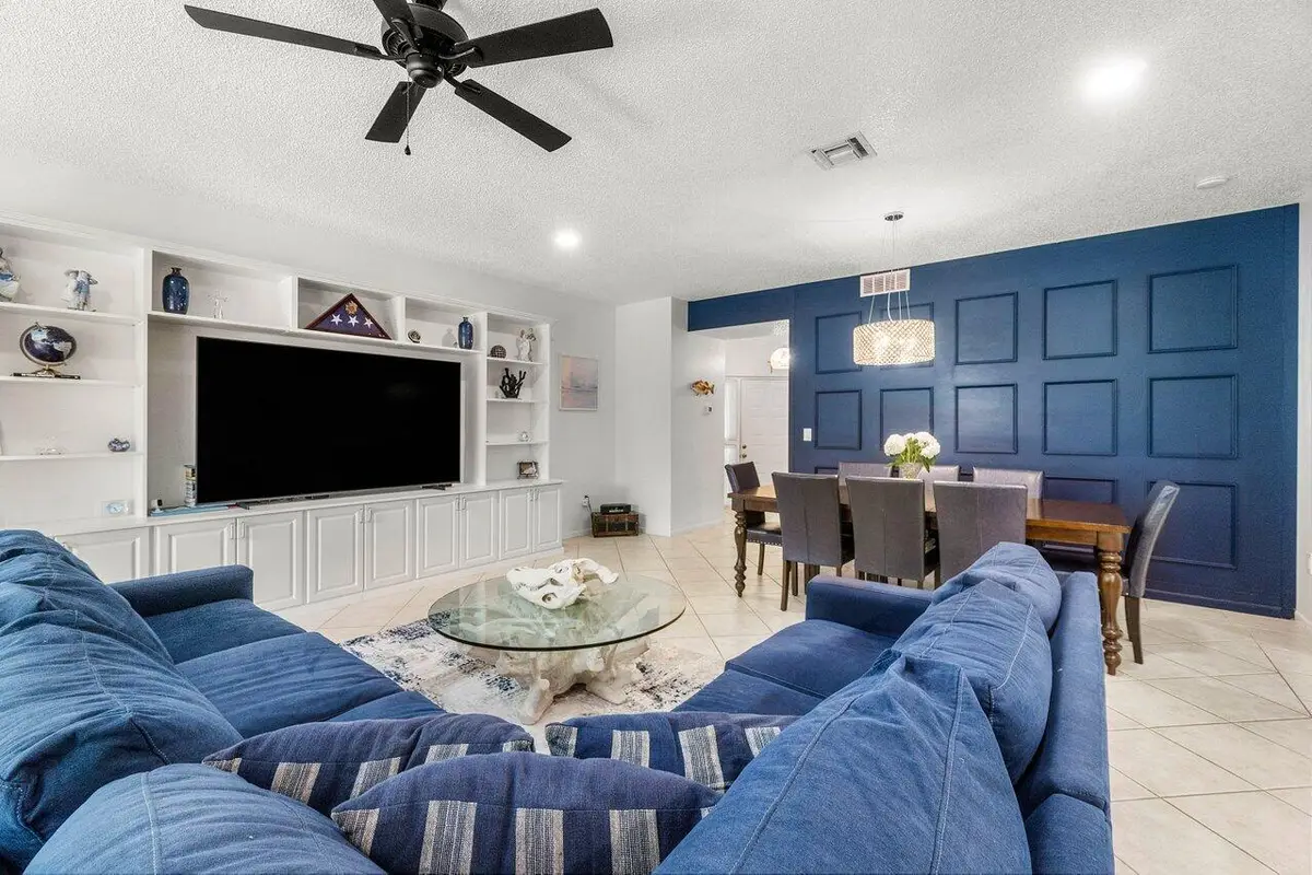 103 Half Moon Circle #E2, Hypoluxo, FL 33462 - #1