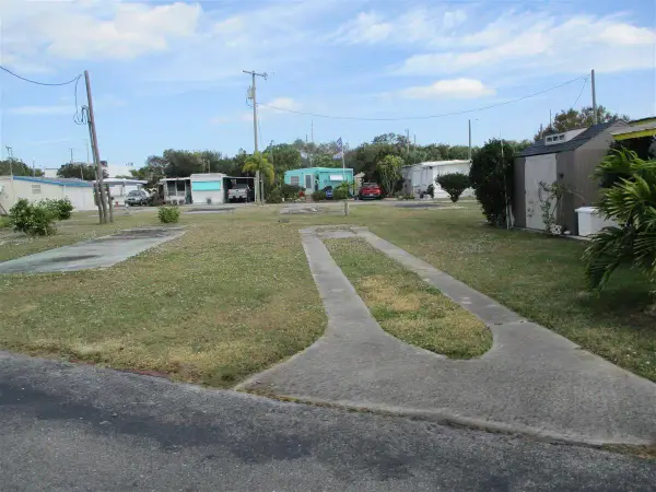 2023 St Lucie Blvd W, Fort Pierce, FL 34946