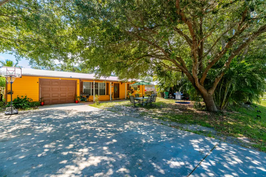 5402 Shannon Drive, Fort Pierce, FL 34951 - #2