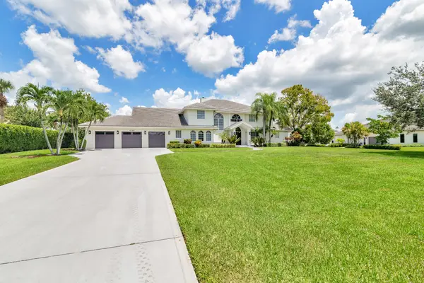 15395 Hawker Lane, Wellington, FL 33414