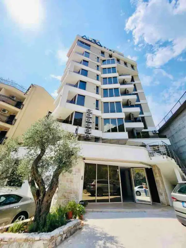 27 Vitodolska Aura Building, ,,  