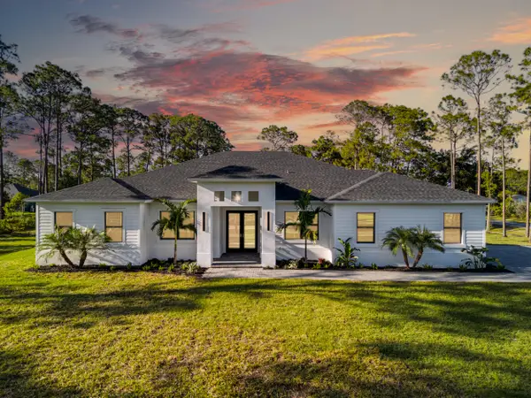 16577 Orange Boulevard N, Loxahatchee, FL 33470