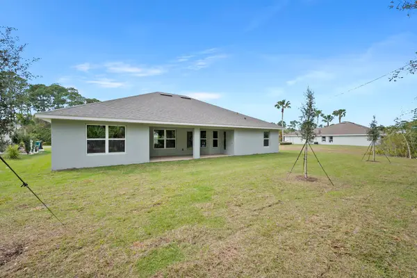 372 SW Feldman Avenue, Port St Lucie, FL 34953