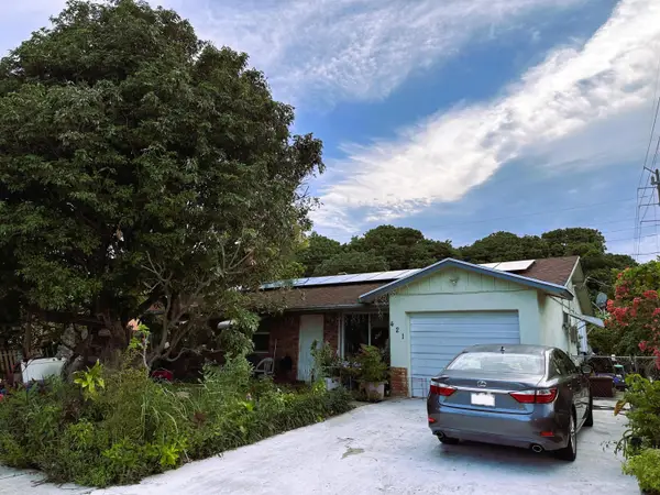 421 NW 7th Court, Boynton Beach, FL 33426