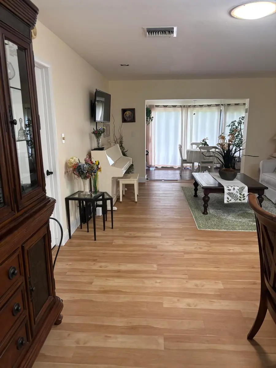 143 Lake Susan Drive, West Palm Beach, FL 33411 - #2