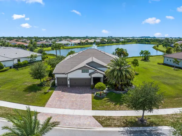 9191 Balsamo Drive, Palm Beach Gardens, FL 33412