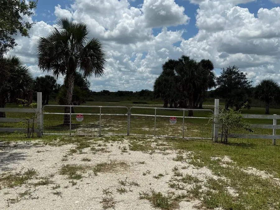 19374 NW 302, Okeechobee, FL 34972 - #3