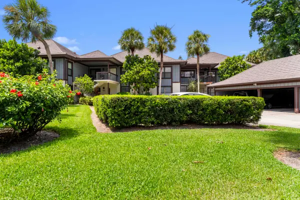 13329 Polo Club Road #105, Wellington, FL 33414