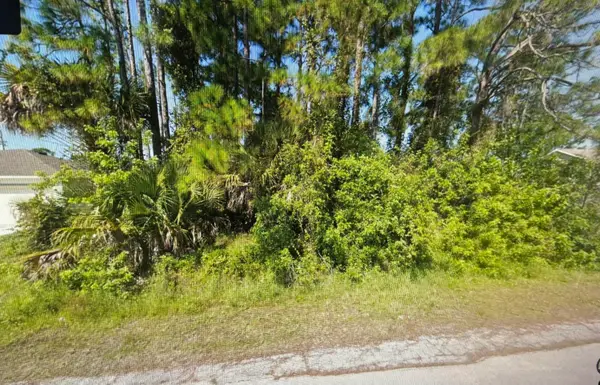 784 Halton Avenue Sw, Palm Bay, FL 32908