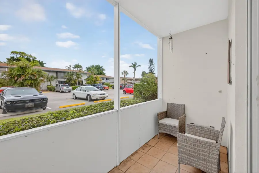 221 Coventry J, West Palm Beach, FL 33417 - #2