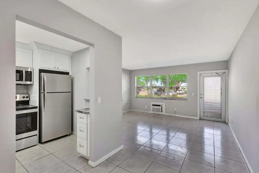 27 Camden B, West Palm Beach, FL 33417 - #3