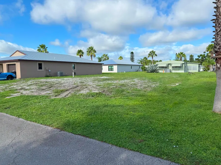 3 Palo Alto Lane, Port Saint Lucie, FL 34952 - #2