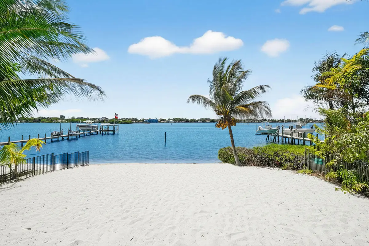 114 W Riverside Drive, Jupiter, FL 33469 - #1