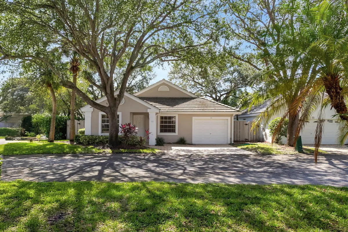15 Admirals Court, Palm Beach Gardens, FL 33418 - #1