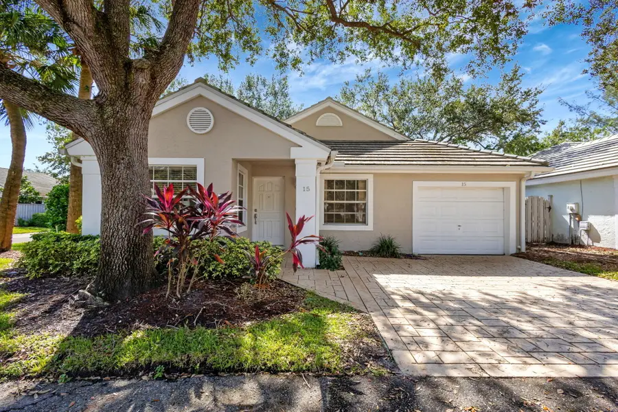 15 Admirals Court, Palm Beach Gardens, FL 33418 - #2