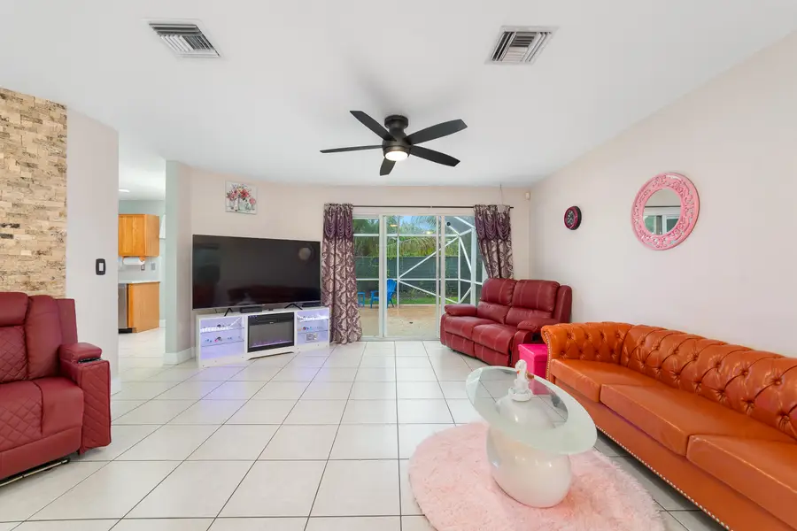 3943 Crescent Creek Drive, Coconut Creek, FL 33073 - #2