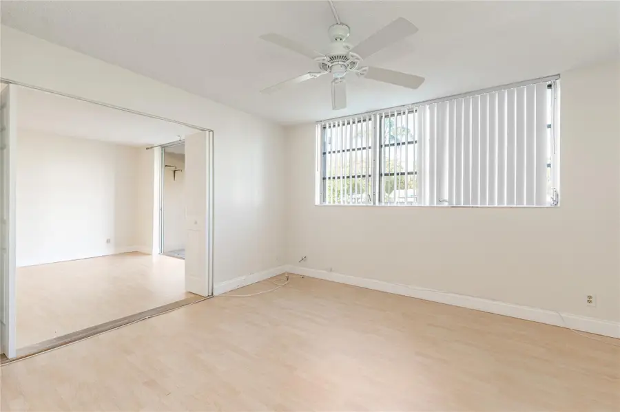 9523 S Hollybrook Lake Drive #107, Pembroke Pines, FL 33025 - #3