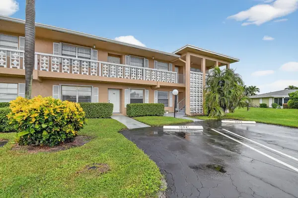 2411 Papaya Drive #103, Delray Beach, FL 33445