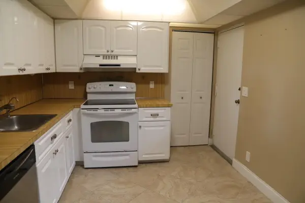 6400 NW 2nd Avenue #423, Boca Raton, FL 33487