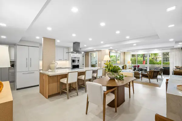 2773 S Ocean Boulevard #2060, Palm Beach, FL 33480