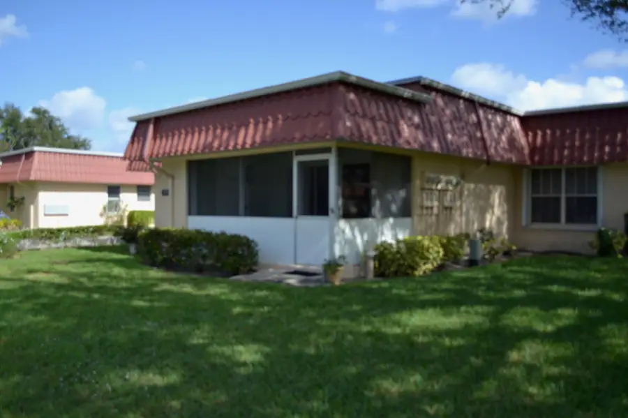 570 Laconia Circle, Lake Worth, FL 33467 - #2