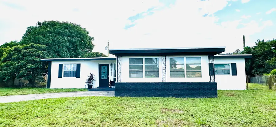 1865 W Chatham Road, West Palm Beach, FL 33415 - #2