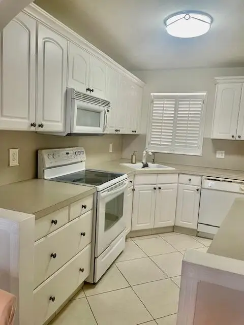 2700 Sunrise Lakes Drive W #301, Sunrise, FL 33322 - #3