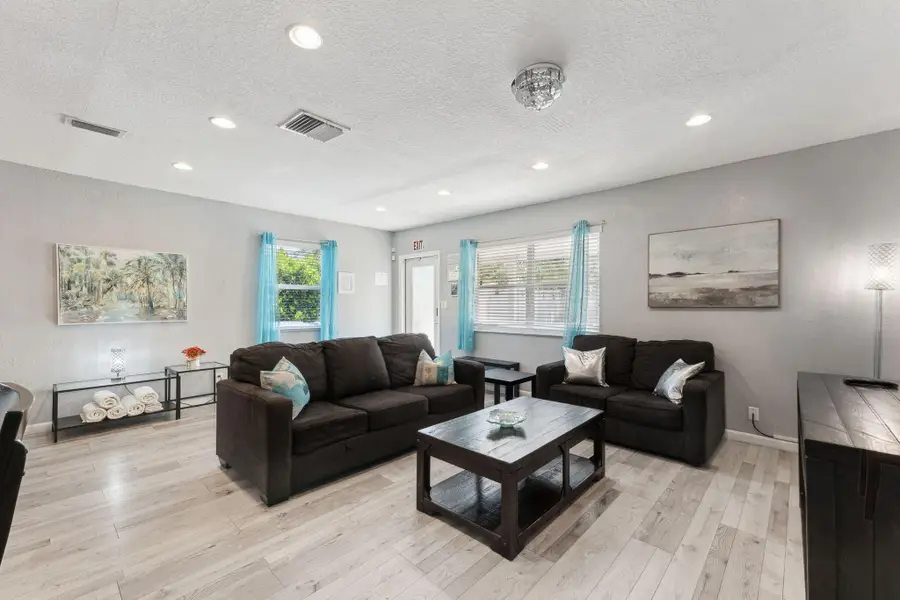 1631 N Andrews Square, Fort Lauderdale, FL 33311 - #3