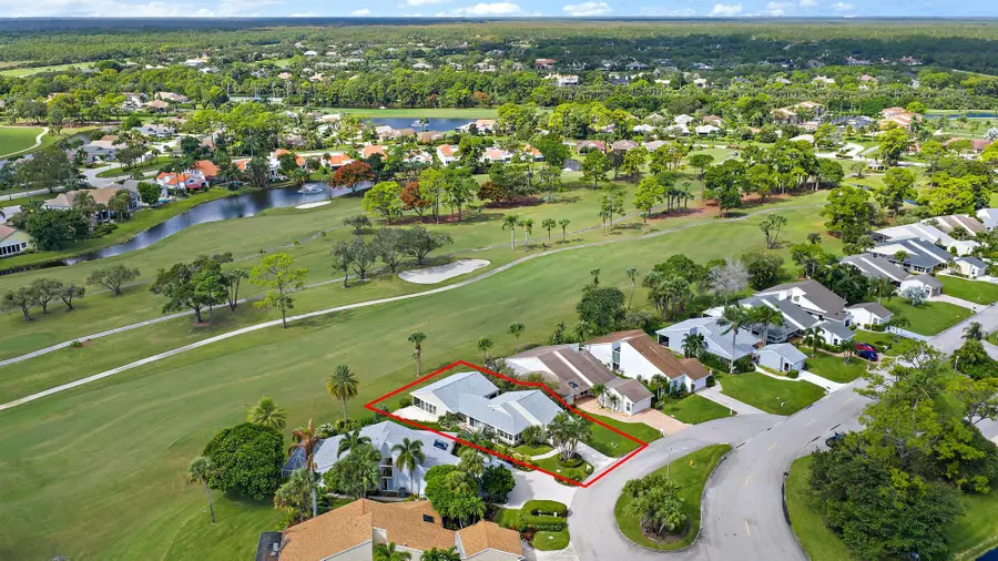 6642 S Pine Court, Palm Beach Gardens, FL 33418 - #2