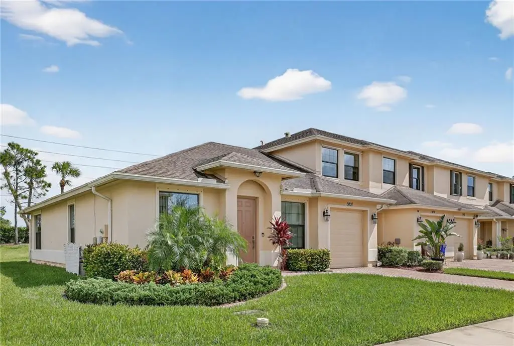 9897 E Villa Circle, Vero Beach, FL 32966 - #1