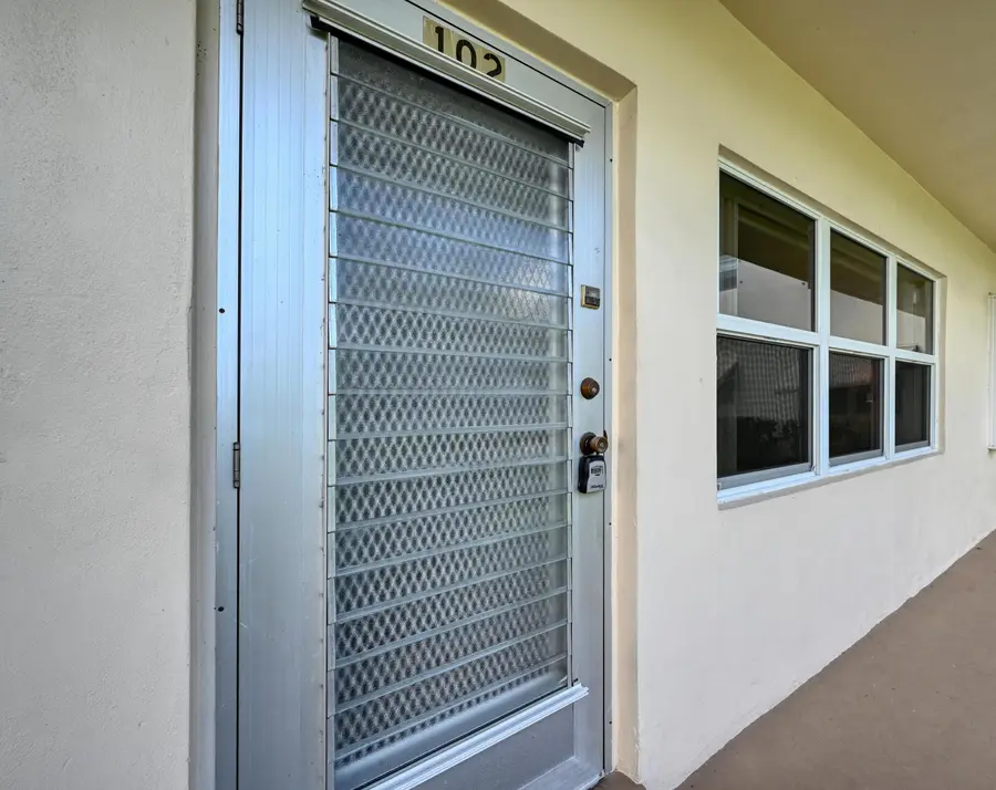 102 Coventry E #102, West Palm Beach, FL 33417 - #2