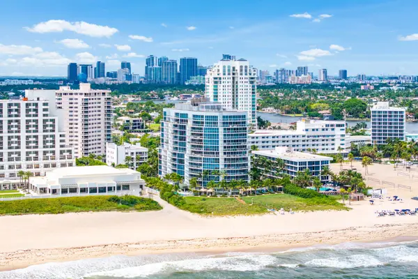 1200 Holiday Drive #602, Fort Lauderdale, FL 33316