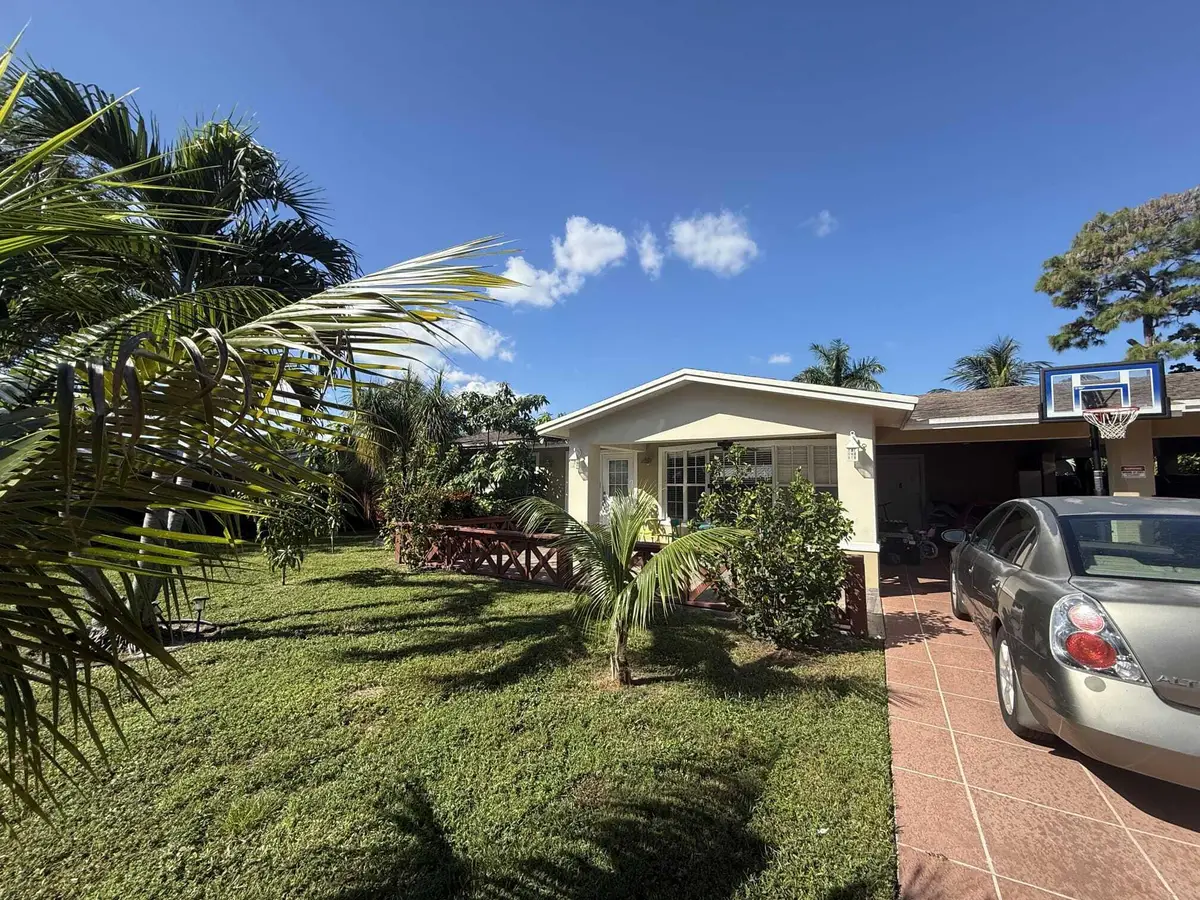 379 Forest Estate Drive, West Palm Beach, FL 33415 - #1
