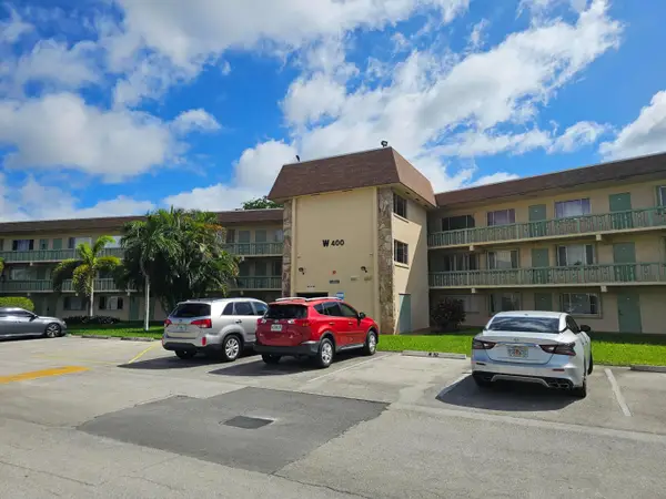 400 Village Green Circle W #205, Palm Springs, FL 33461