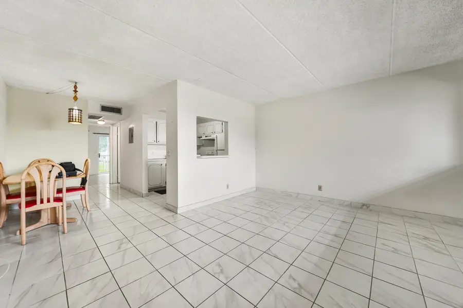 400 Village Green Circle W #205, Palm Springs, FL 33461 - #3