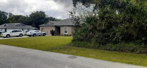2046 Galahad Drive, Deltona, FL 32738