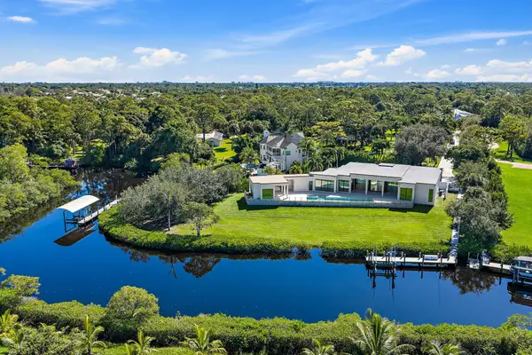 8309 SE Rivers Edge Street, Jupiter, FL 33458