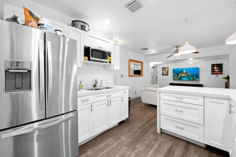 1140 SW 9th Avenue, Fort Lauderdale, FL 33315 - #2