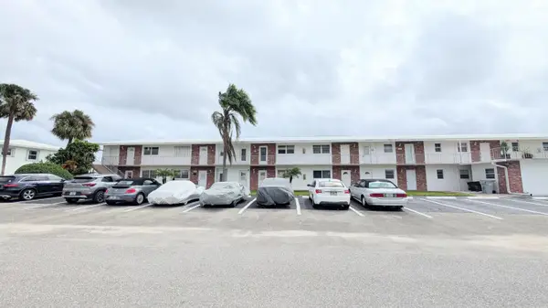 2800 W Golf Boulevard #219, Pompano Beach, FL 33064