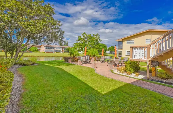 262 Bedford K, West Palm Beach, FL 33417