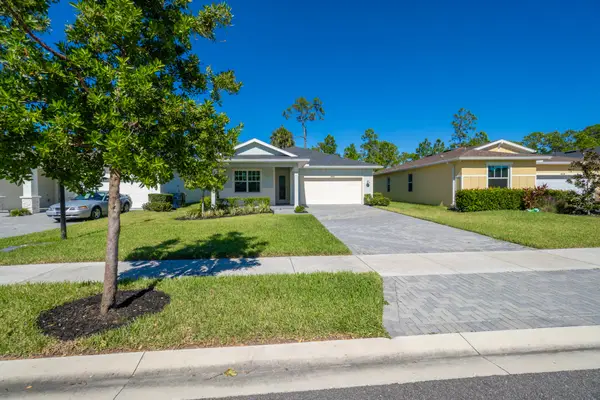 460 Veridian Circle Nw, Palm Bay, FL 32907