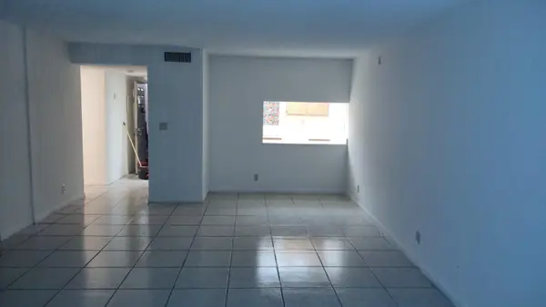 1950 N Congresss Avenue #J211, West Palm Beach, FL 33401